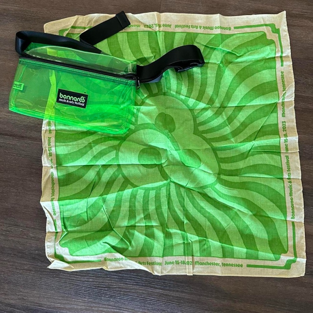 iHeartRaves Green Crossbody Bag